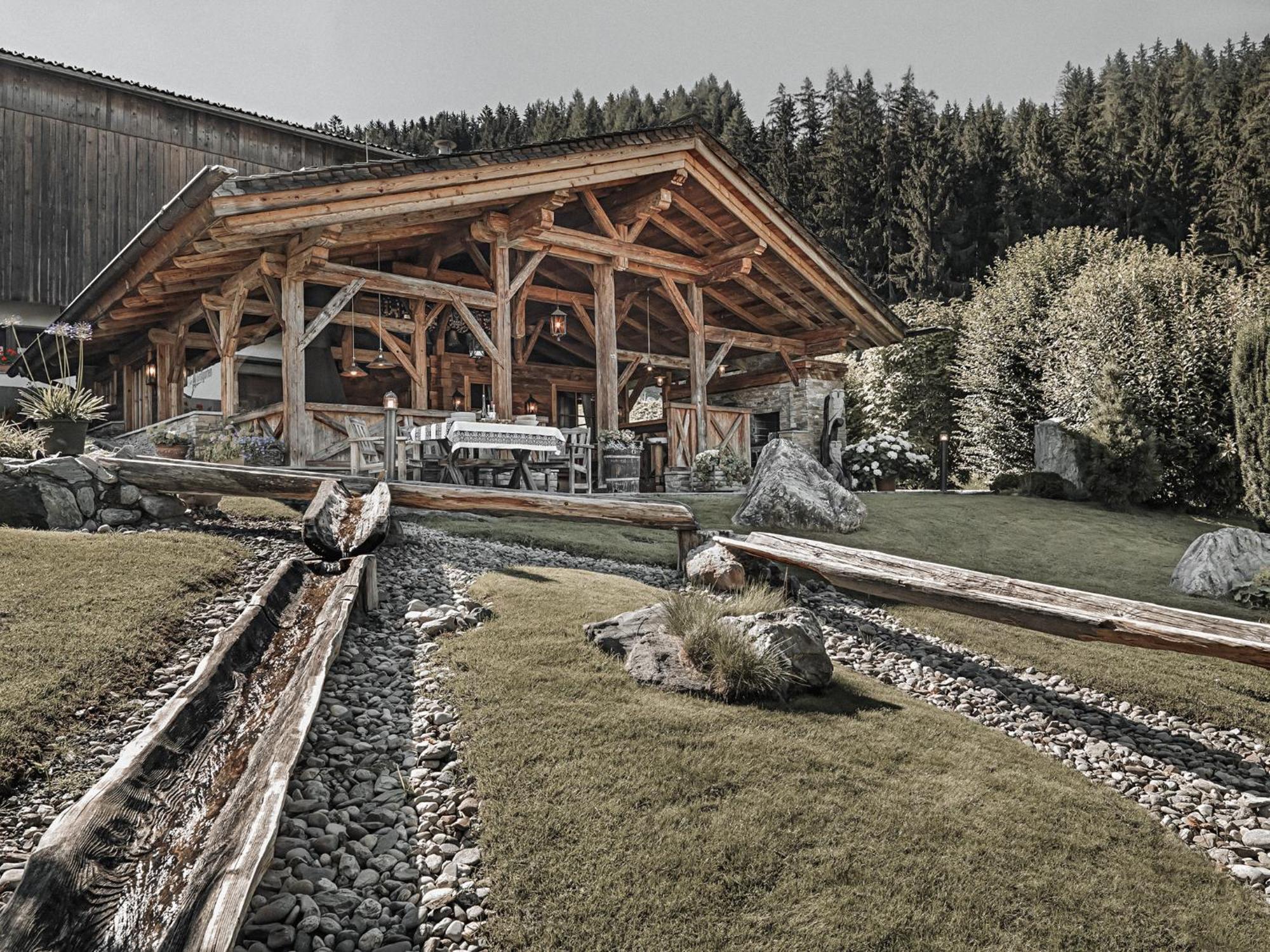 Aster Boutique Hotel & Chalets Fuegenberg Exterior foto